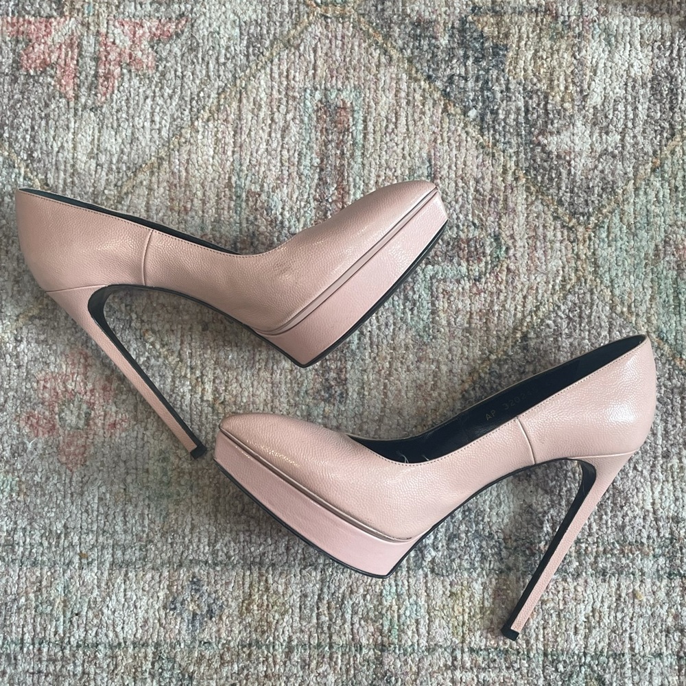 YSL Patent Leather Heels Closed Toe